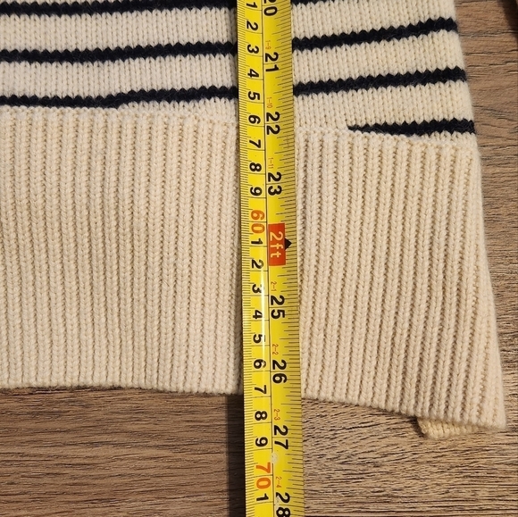 DEREK Lam Sweater - Picture 7 of 9